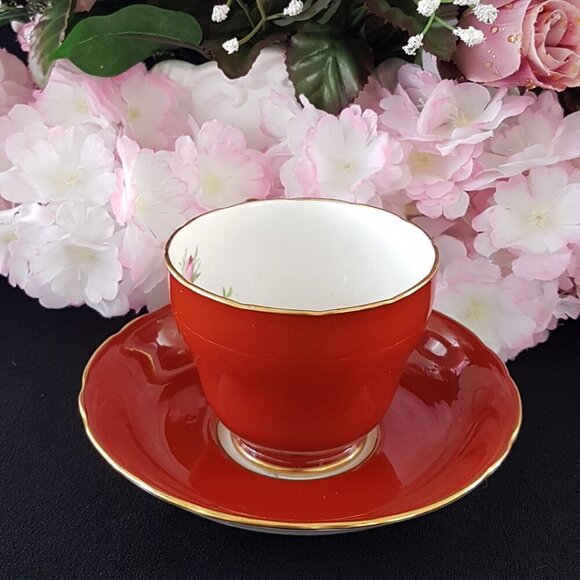 Adderley Maroon Bone China Tea Cup & Saucer - Picture 4 of 9